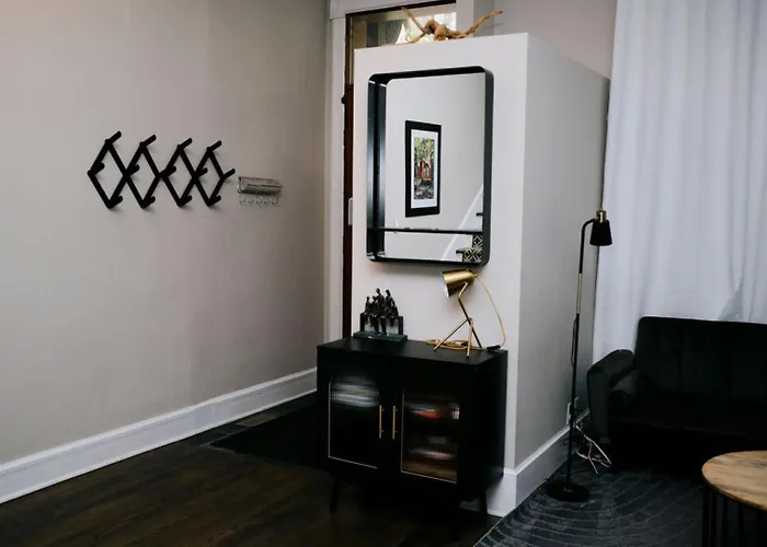 Сasa de vacaciones 4 Bedroom • Theater • Gym • Walk To Lincoln Park! Chicago
