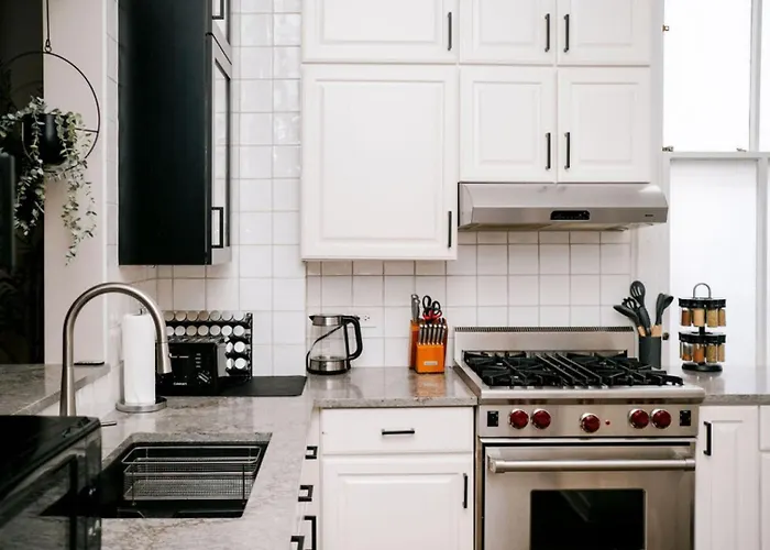 Сasa de vacaciones 4 Bedroom • Theater • Gym • Walk To Lincoln Park! Chicago