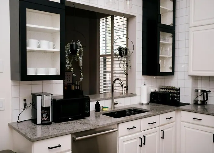 Сasa de vacaciones 4 Bedroom • Theater • Gym • Walk To Lincoln Park! Chicago